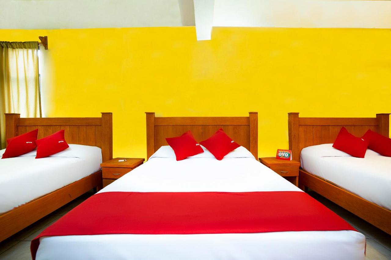 OYO Promenade Hotel Guanajuato Bagian luar foto